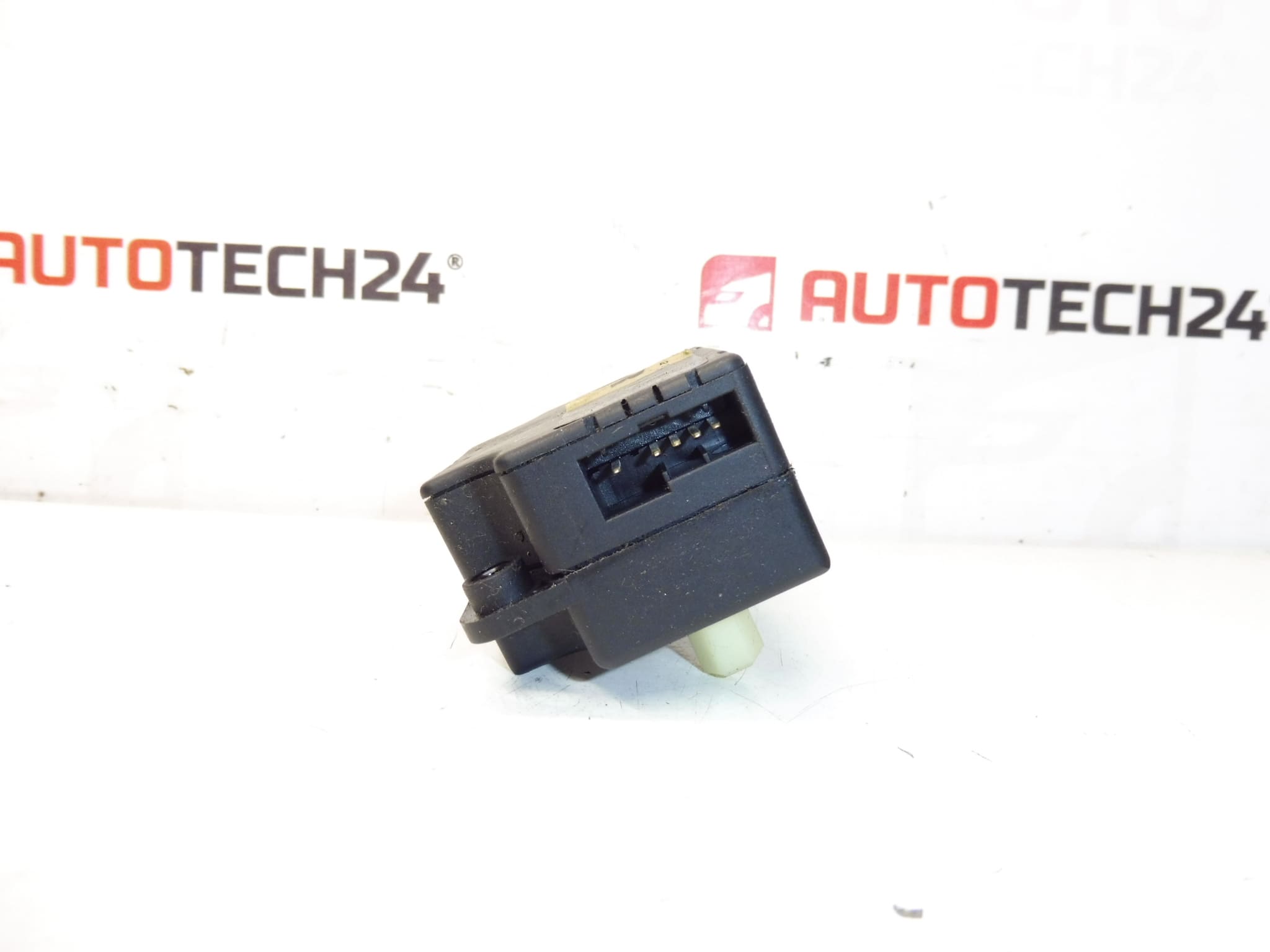 Серво Buhler BEHR Citroën Peugeot 95494 6447QN