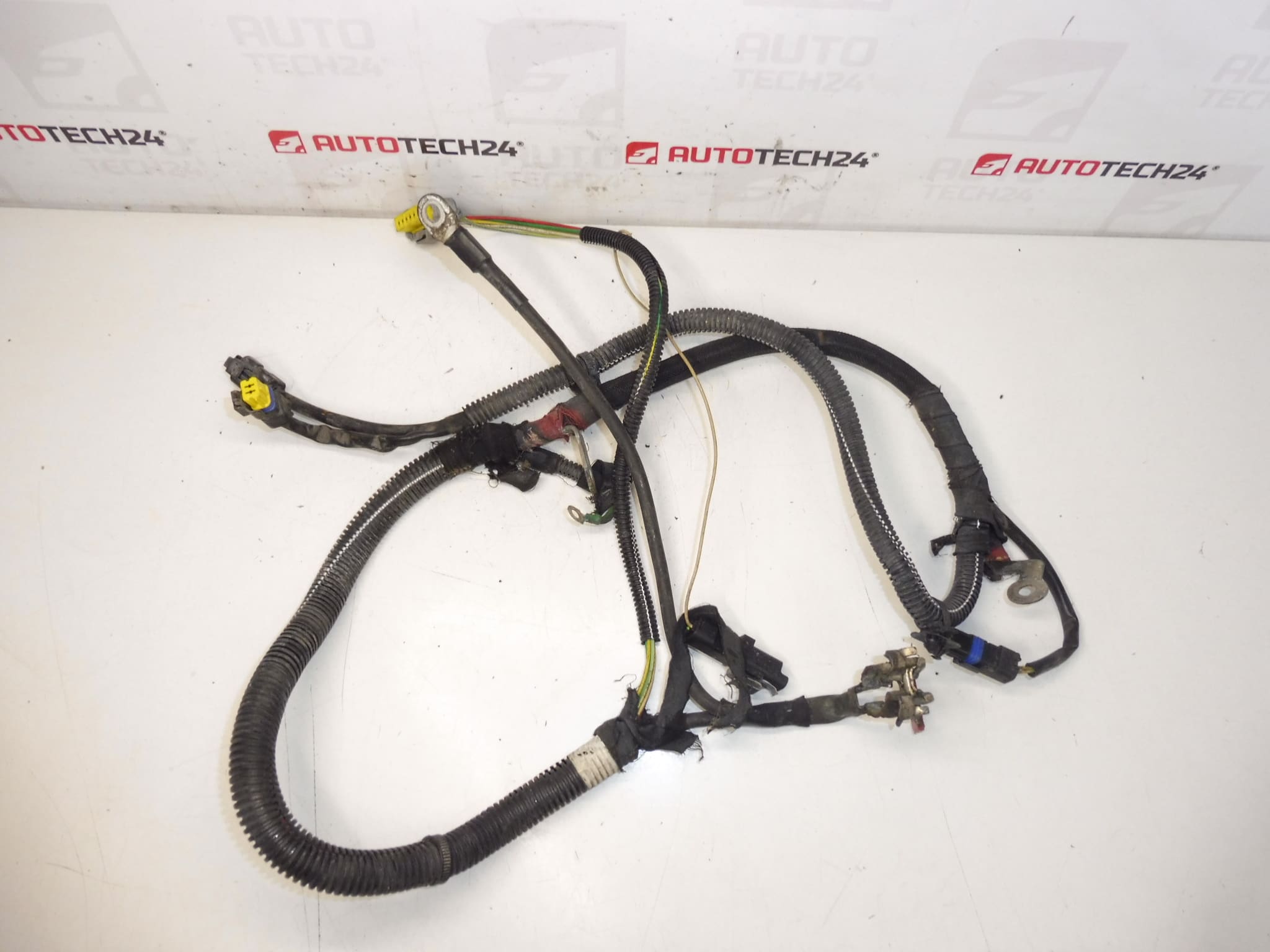 Положителен кабел Citroën Peugeot 2.0HDI 9658054180 5642LP