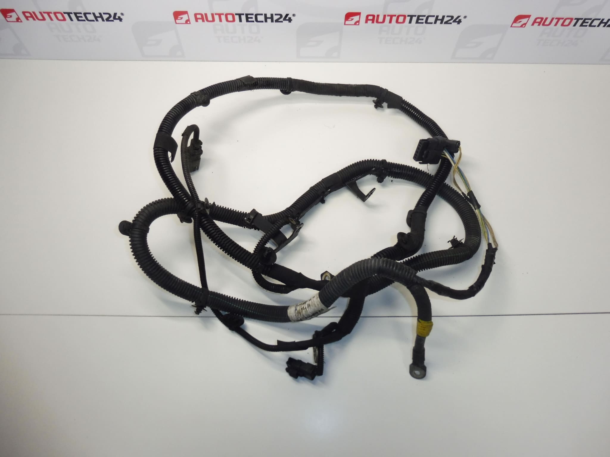 Положителен кабел на акумулатора Citroën Peugeot 1.6 HDI 9673369380 564635