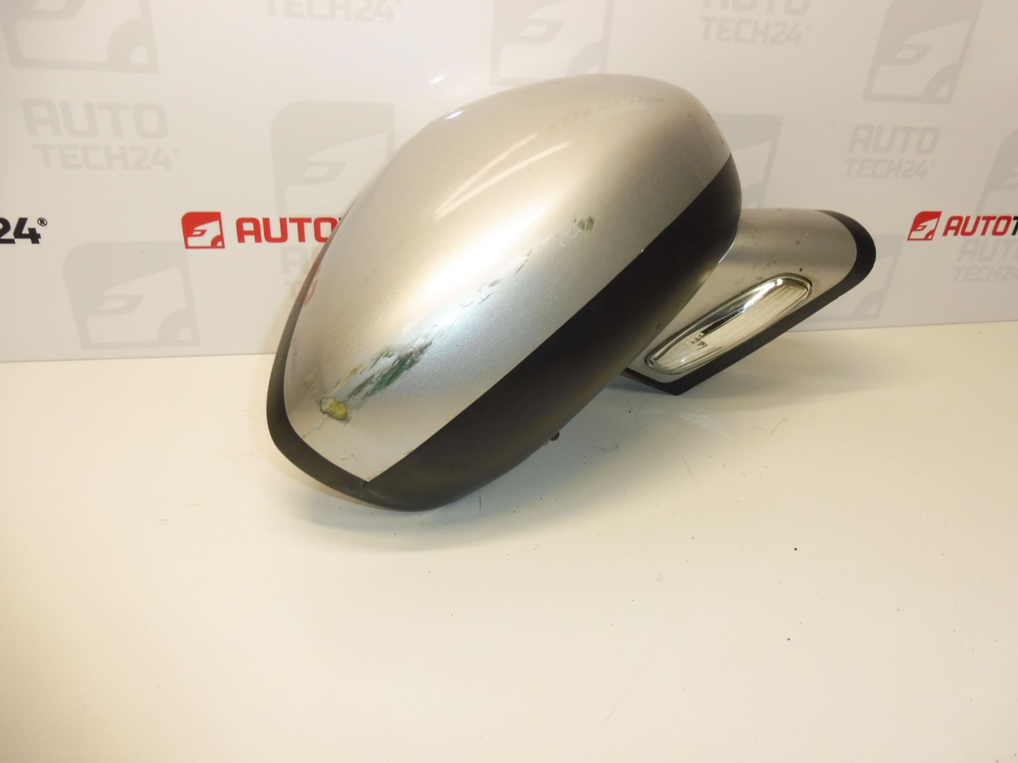 Задно пътническо огледало Citroen C4 II B7 EZRC 1607024580